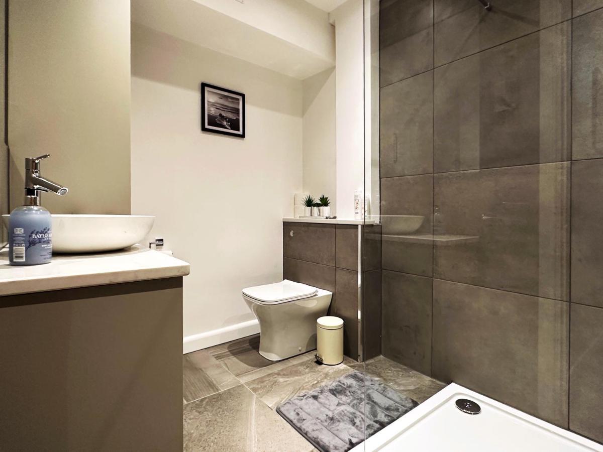 Liam Place Near Hyde Park - 1 Double Bed, 1 Sofa Bed, Spacious Apartment, Private Entrance London Exterior foto