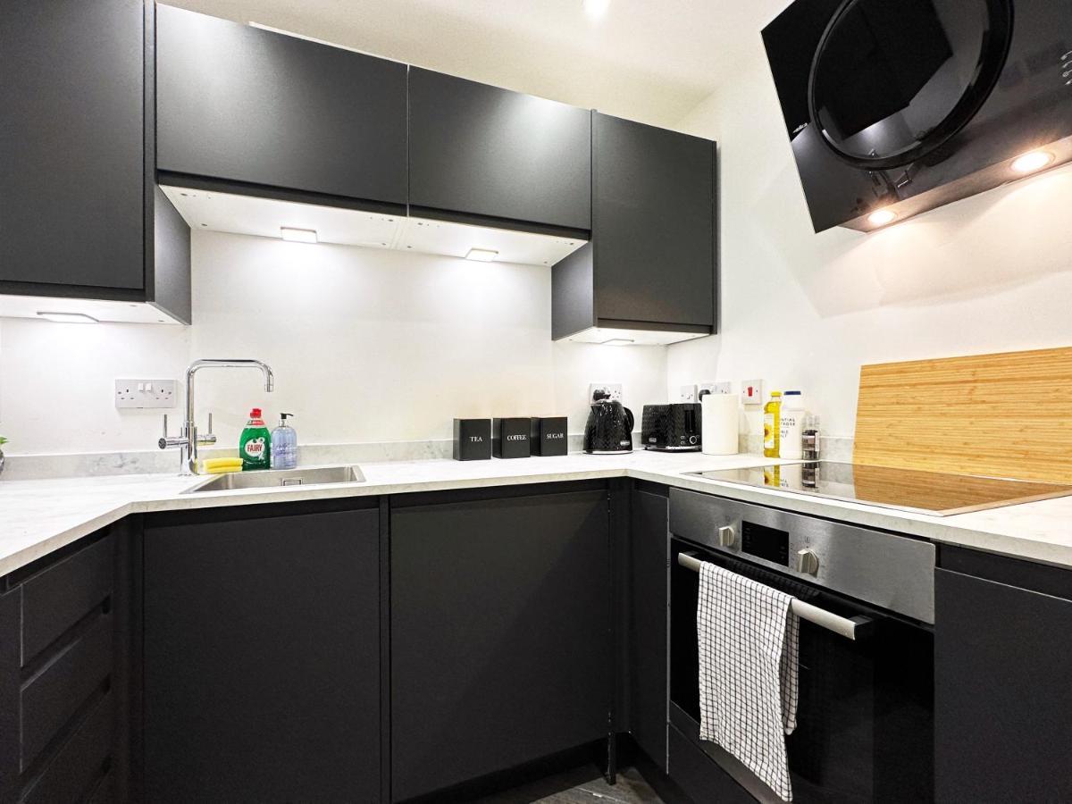 Liam Place Near Hyde Park - 1 Double Bed, 1 Sofa Bed, Spacious Apartment, Private Entrance London Exterior foto
