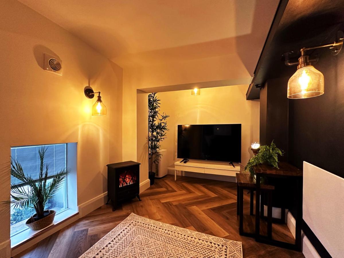 Liam Place Near Hyde Park - 1 Double Bed, 1 Sofa Bed, Spacious Apartment, Private Entrance London Exterior foto